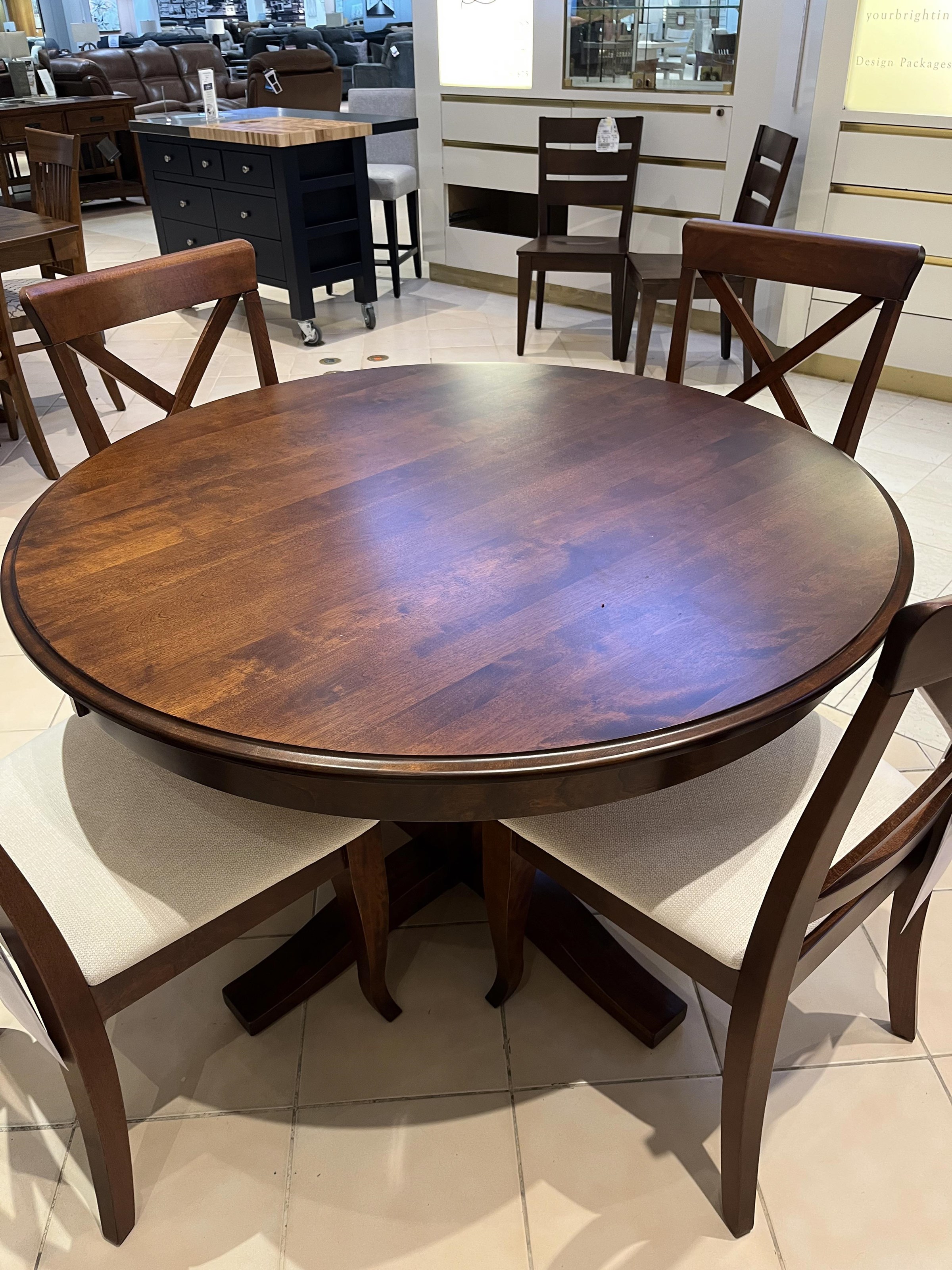 Canadel dining top